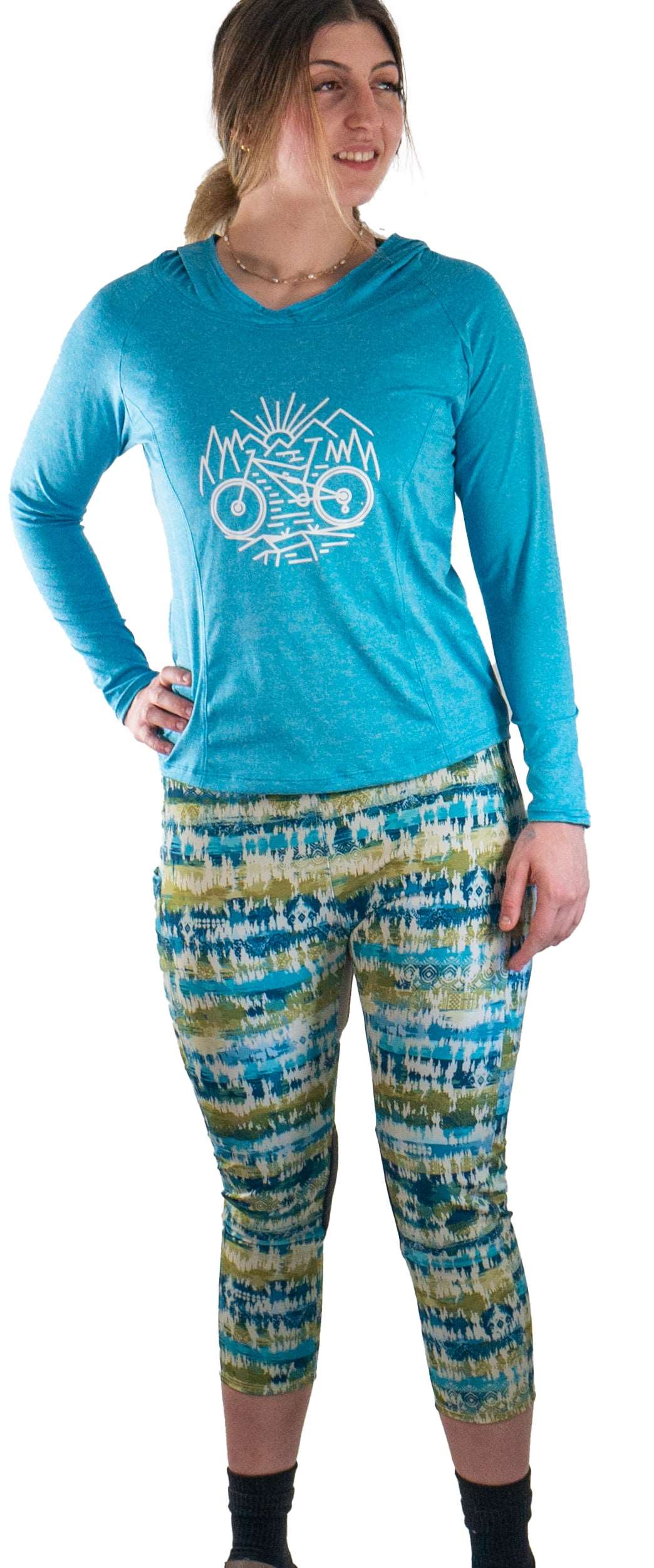 Women's mountain bike pants with boho design, ideal for all-year cycling.